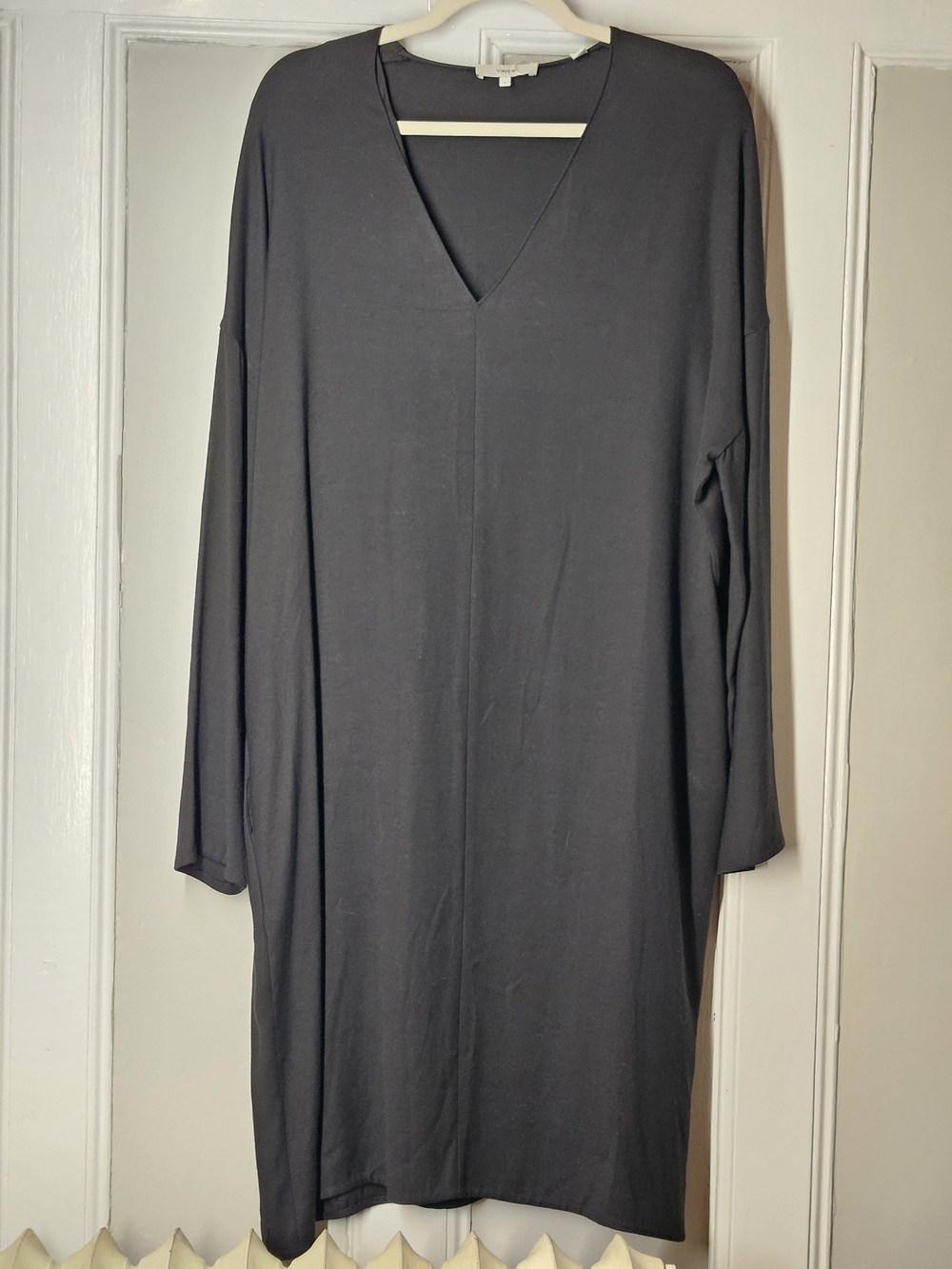 Vince Black V-Neck Long Sleeve Shift Dress